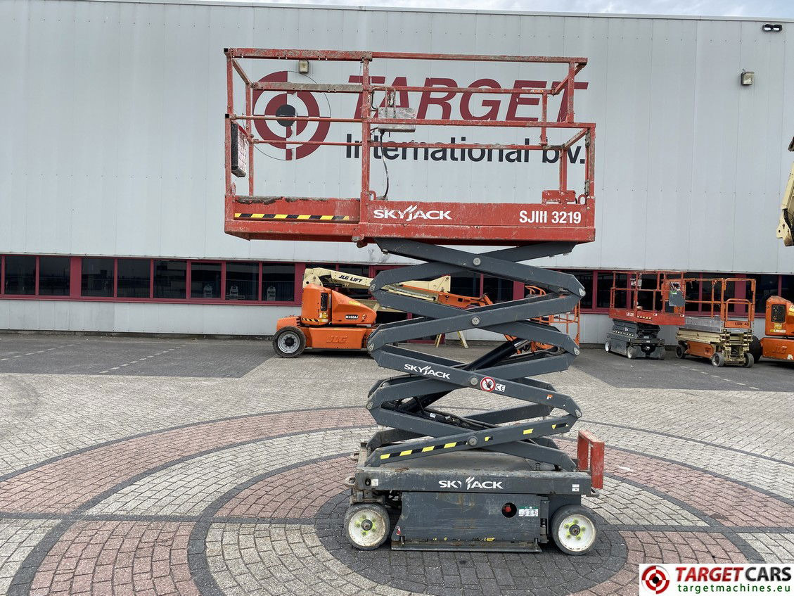 SKYJACK SJIII-3219 ELECTRIC SJ3219 SCISSOR WORKLIFT 2017 22111835 159HRS 780CM - Scissor lift: picture 5 SKYJACK SJIII-3219 ELECTRIC SJ3219 SCISSOR WORKLIFT 2017 22111835 159HRS 780CM - Scissor lift: picture 5