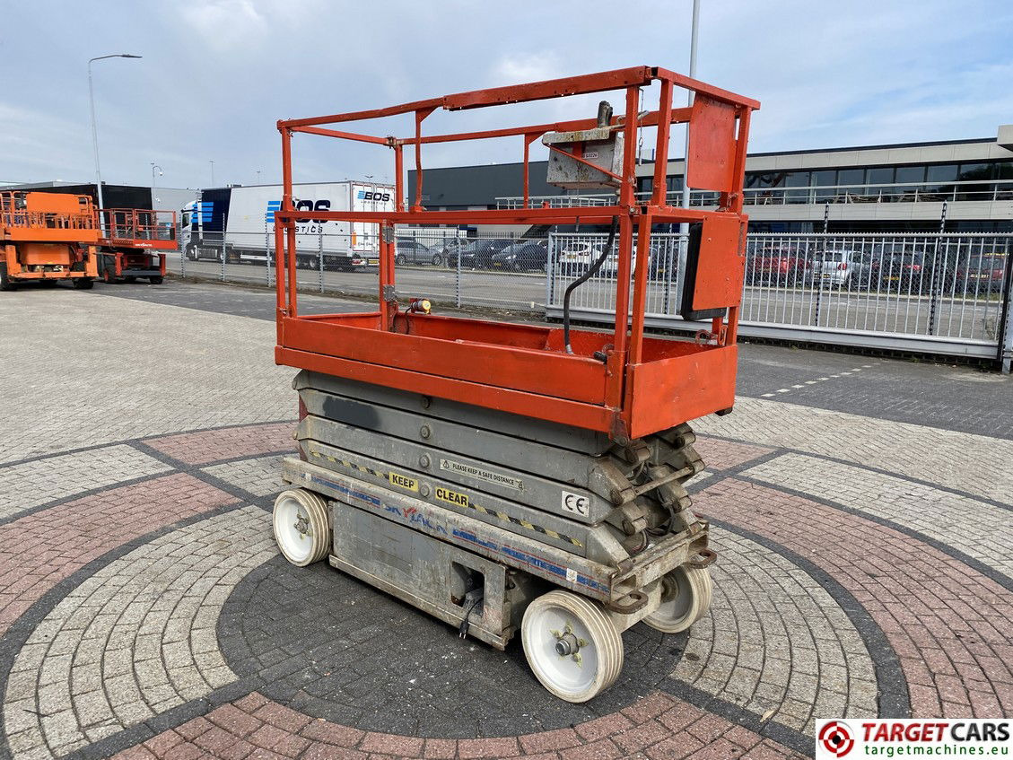 SKYJACK SJIII-3226 ELECTRIC SJ3226 SCISSOR WORKLIFT 2010 M27000210 233HRS 990CM - Scissor lift: picture 2 SKYJACK SJIII-3226 ELECTRIC SJ3226 SCISSOR WORKLIFT 2010 M27000210 233HRS 990CM - Scissor lift: picture 2