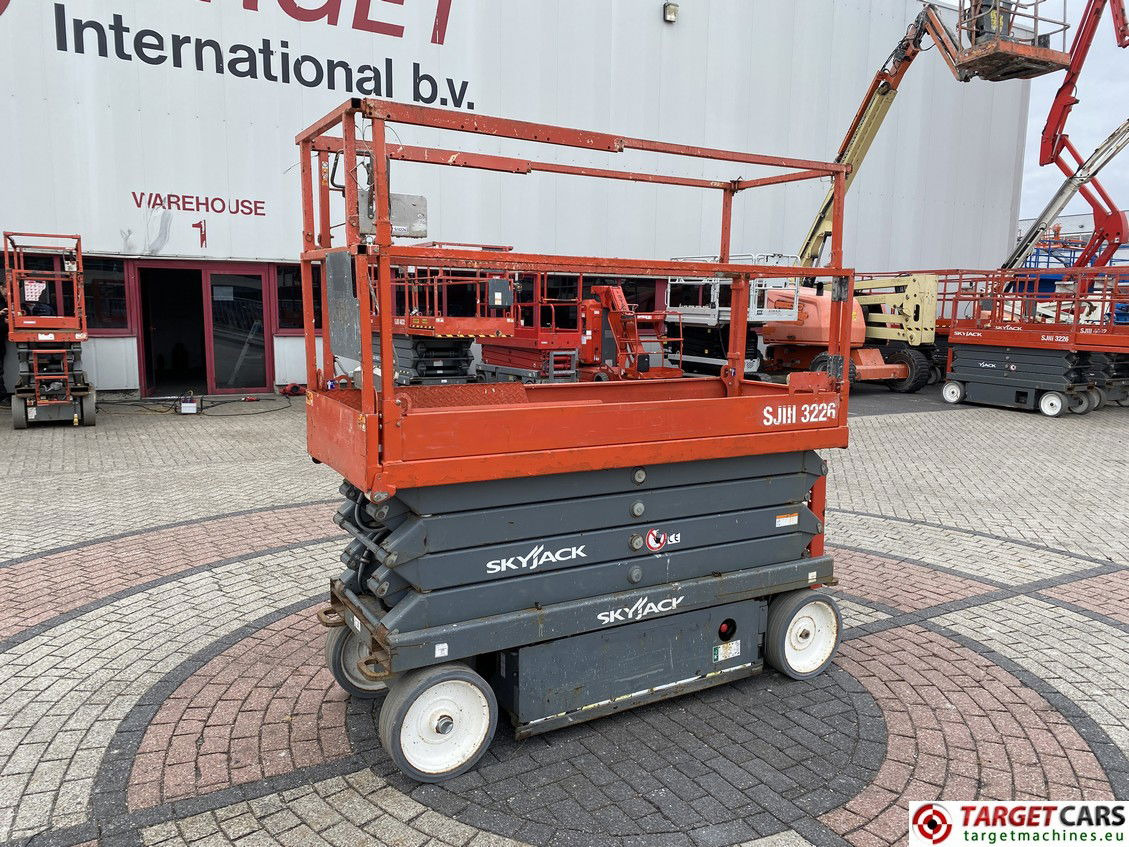 SKYJACK SJIII-3226 ELECTRIC SJ3226 SCISSOR WORKLIFT 2018 27041277 148HRS 990CM - Scissor lift: picture 1 SKYJACK SJIII-3226 ELECTRIC SJ3226 SCISSOR WORKLIFT 2018 27041277 148HRS 990CM - Scissor lift: picture 1