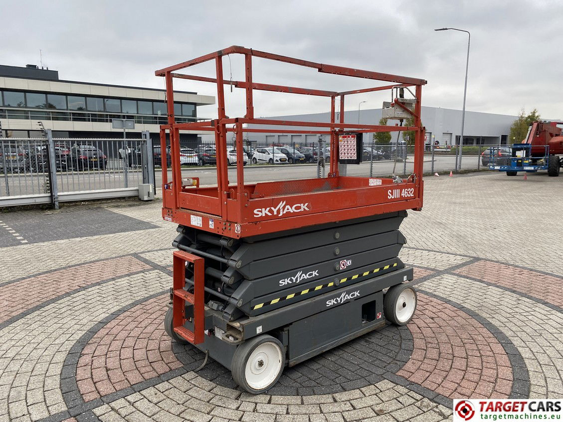 SKYJACK SJIII-4632 ELECTRIC SJ-4632 SCISSOR WORK LIFT 2020 70043933 224HRS 1170CM - Scissor lift: picture 3 SKYJACK SJIII-4632 ELECTRIC SJ-4632 SCISSOR WORK LIFT 2020 70043933 224HRS 1170CM - Scissor lift: picture 3