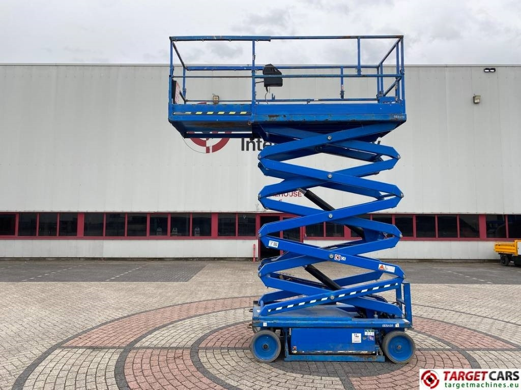 SkyJack SJ4732 Electric 4732 Scissor Work Lift 1165cm - Scissor lift: picture 4 SkyJack SJ4732 Electric 4732 Scissor Work Lift 1165cm - Scissor lift: picture 4