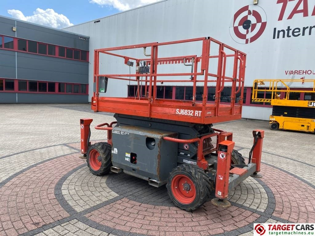 SkyJack SJ6832 RT 6832 Diesel 4x4 Scissor Work Lift 1180cm - Scissor lift: picture 4 SkyJack SJ6832 RT 6832 Diesel 4x4 Scissor Work Lift 1180cm - Scissor lift: picture 4
