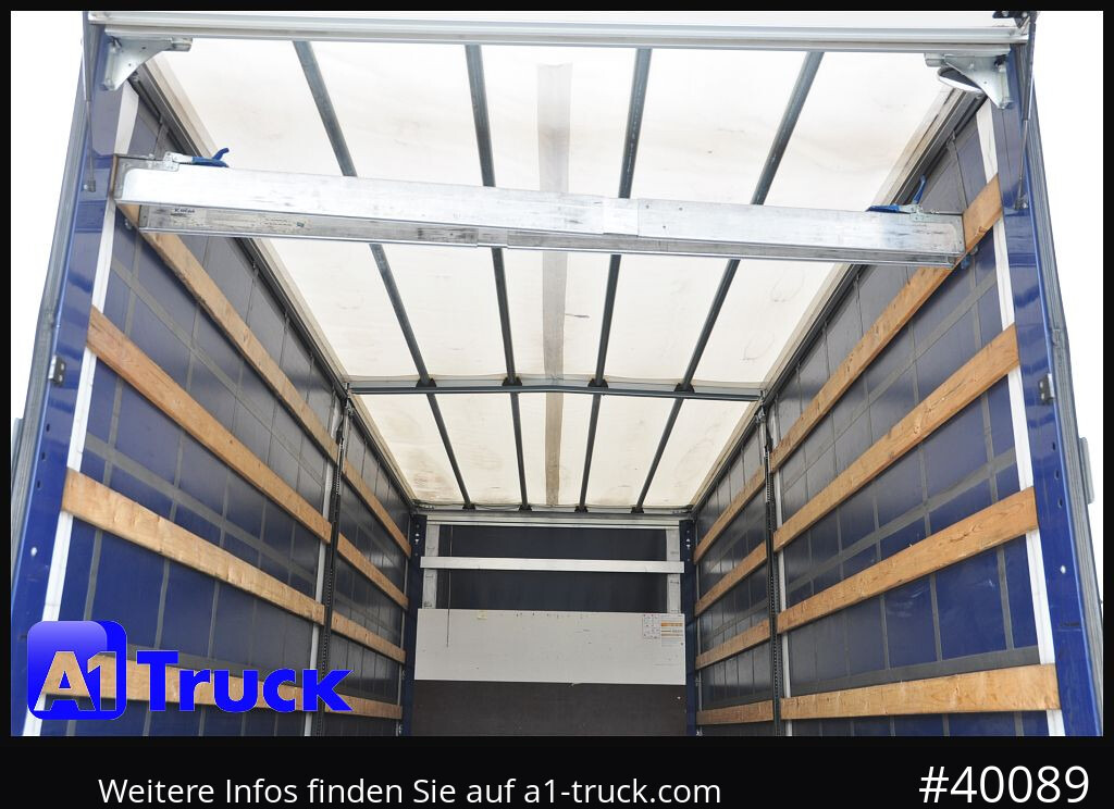 RENAULT D 240, 4x2, Ladebordwand, LBW, guter Zustand - Curtainsider truck: picture 4 RENAULT D 240, 4x2, Ladebordwand, LBW, guter Zustand - Curtainsider truck: picture 4