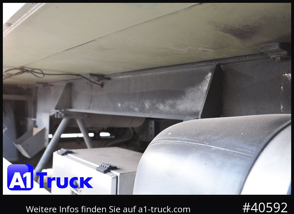 SCHMITZ Achwege & Tönjes, Rohrbahn, Fleisch, Schmitz Aufbau - Refrigerator trailer: picture 2 SCHMITZ Achwege & Tönjes, Rohrbahn, Fleisch, Schmitz Aufbau - Refrigerator trailer: picture 2