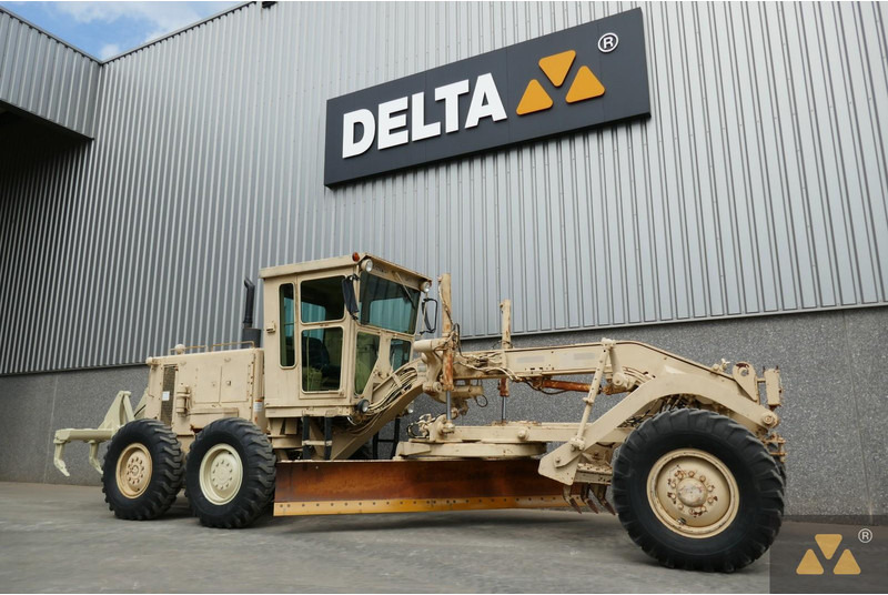 Caterpillar 130G Ex-army - Grader: picture 3 Caterpillar 130G Ex-army - Grader: picture 3
