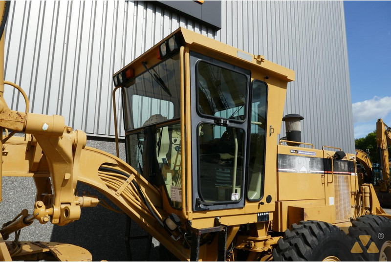 Grader Caterpillar 140H: picture 19