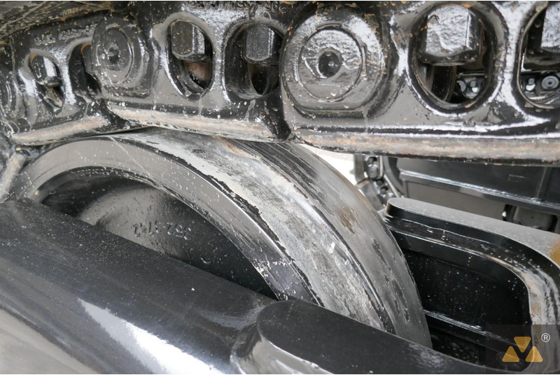 Crawler excavator Caterpillar 390F LME: picture 20