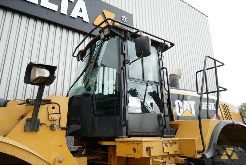 Wheel loader Caterpillar 966K: picture 18