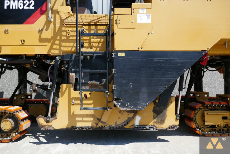 Asphalt machine Caterpillar PM622: picture 20