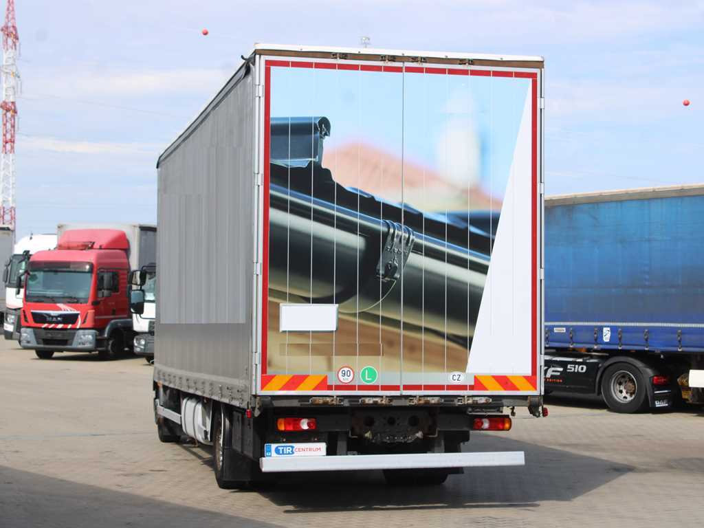 DAF LF 290 FA, EURO 6, SLEEPING BODY - Curtainsider truck: picture 5 DAF LF 290 FA, EURO 6, SLEEPING BODY - Curtainsider truck: picture 5