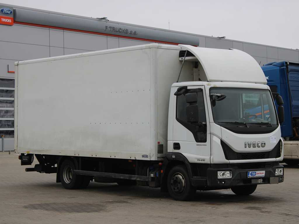 Iveco EUROCARGO 75-210, EURO 6, HYDRAULIC FRONT, CARRIER, TIRE 80% - Refrigerator truck: picture 3 Iveco EUROCARGO 75-210, EURO 6, HYDRAULIC FRONT, CARRIER, TIRE 80% - Refrigerator truck: picture 3