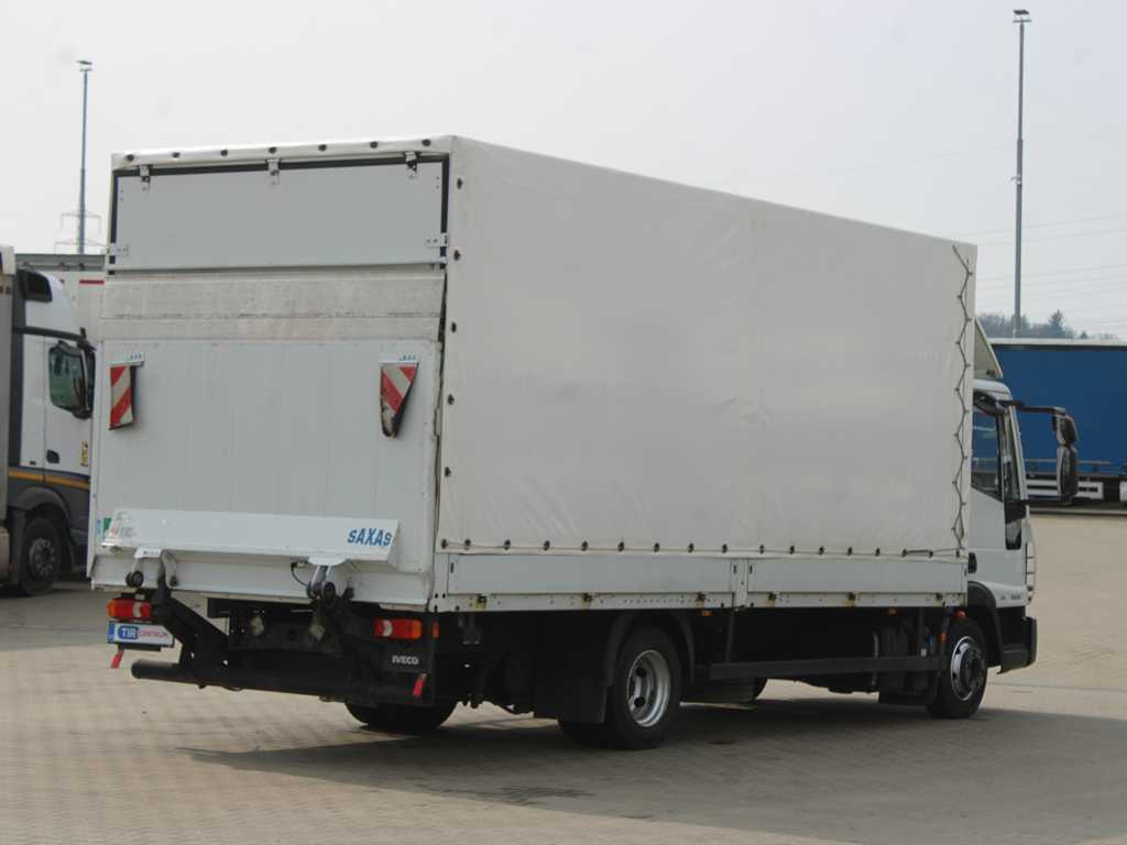 Iveco EUROCARGO 75E21, EURO 6, SIDE BOARD, HYDRAULIC FRONT, TIRES 80% - Curtainsider truck: picture 4 Iveco EUROCARGO 75E21, EURO 6, SIDE BOARD, HYDRAULIC FRONT, TIRES 80% - Curtainsider truck: picture 4