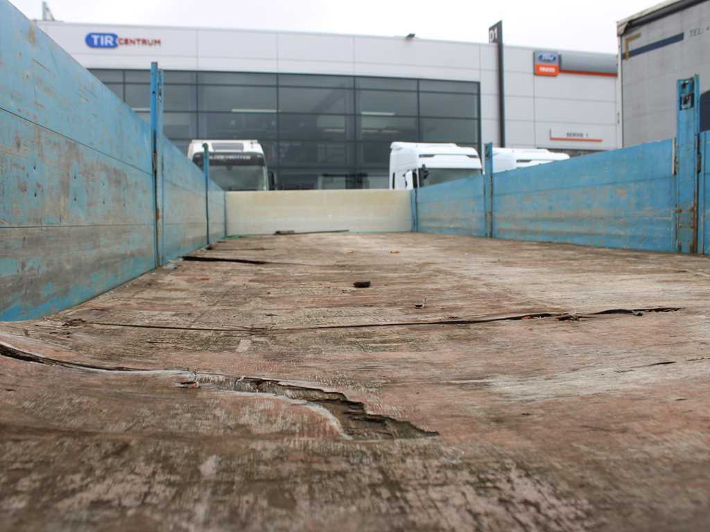 Leasing of Schwarzmüller PA 3/E, LIFTING AXLE, SIDE PANEL Schwarzmüller PA 3/E, LIFTING AXLE, SIDE PANEL: picture 10 Leasing of Schwarzmüller PA 3/E, LIFTING AXLE, SIDE PANEL Schwarzmüller PA 3/E, LIFTING AXLE, SIDE PANEL: picture 10