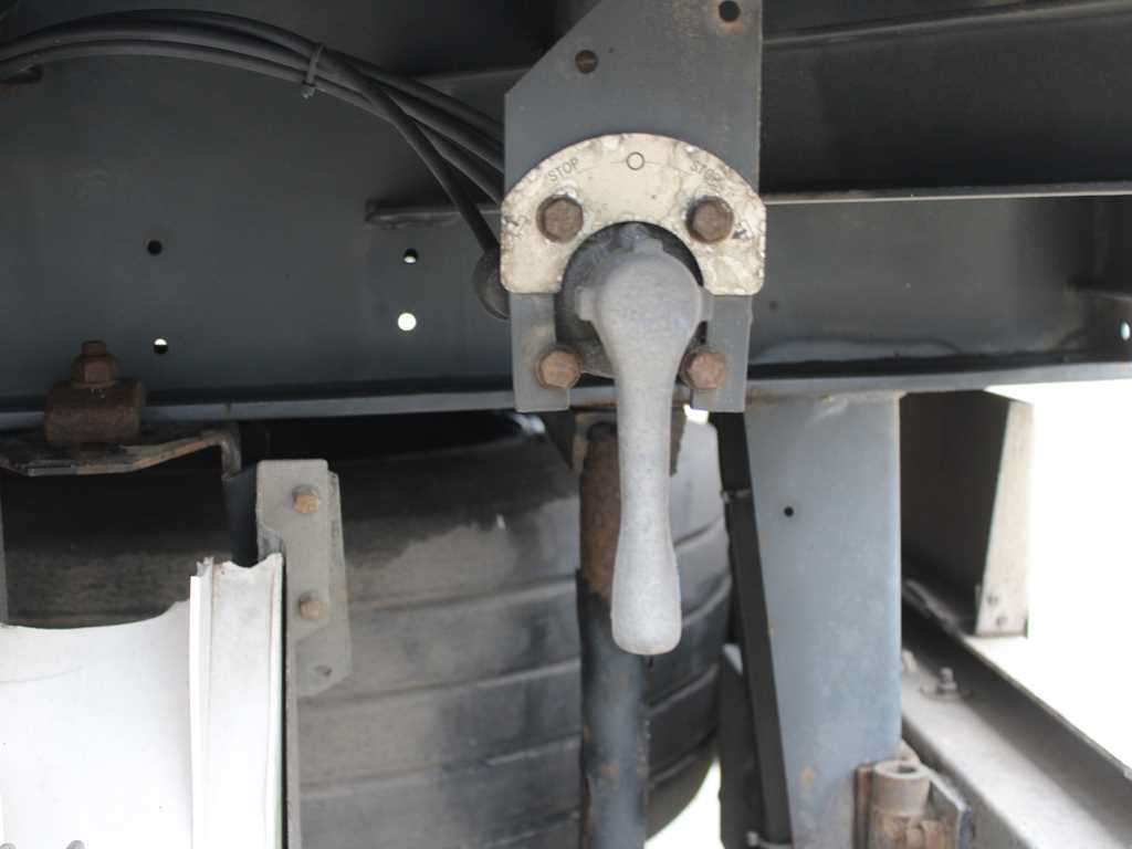 Leasing of Schwarzmüller PA 3/E, LIFTING AXLE, SIDE PANEL Schwarzmüller PA 3/E, LIFTING AXLE, SIDE PANEL: picture 9 Leasing of Schwarzmüller PA 3/E, LIFTING AXLE, SIDE PANEL Schwarzmüller PA 3/E, LIFTING AXLE, SIDE PANEL: picture 9