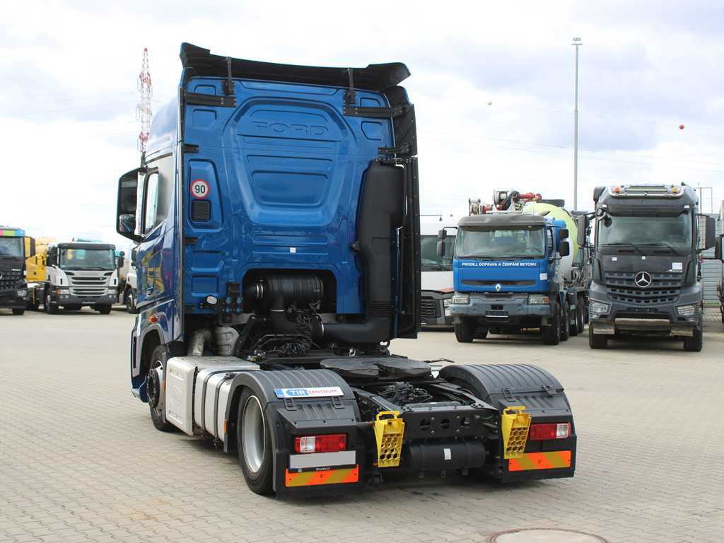 Ford F-MAX LL12tx, EURO 6, LOWDECK, NAVIGATION, INDEPENDENT AIR CONDITIONING - Tractor unit: picture 5 Ford F-MAX LL12tx, EURO 6, LOWDECK, NAVIGATION, INDEPENDENT AIR CONDITIONING - Tractor unit: picture 5