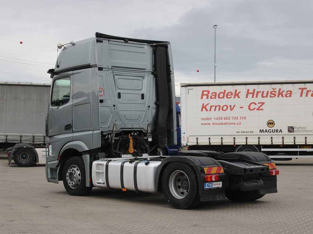 Mercedes-Benz Actros 1851, EURO 6, NAVIGATION - Tractor unit: picture 4 Mercedes-Benz Actros 1851, EURO 6, NAVIGATION - Tractor unit: picture 4