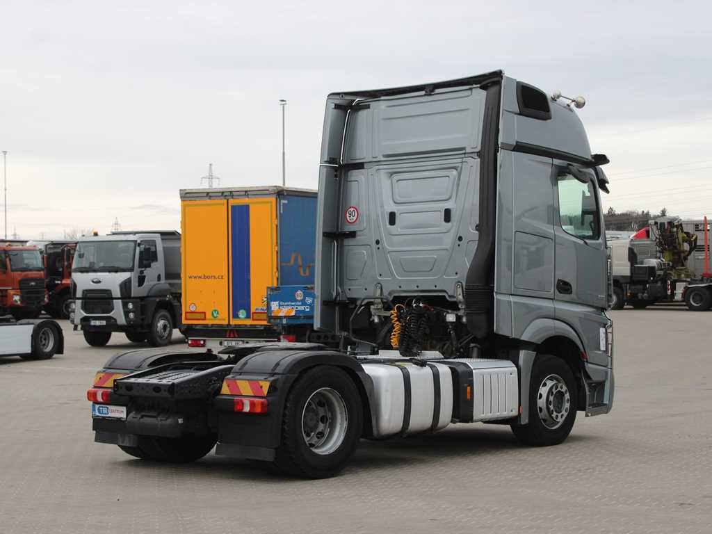 Mercedes-Benz Actros 1851, EURO 6, NAVIGATION - Tractor unit: picture 3 Mercedes-Benz Actros 1851, EURO 6, NAVIGATION - Tractor unit: picture 3