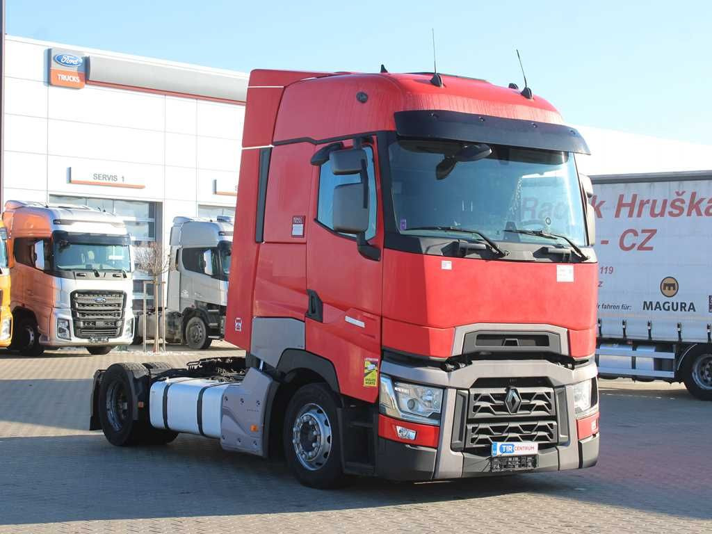 Renault T 520, EURO 6, LOWDECK, PNEU 80% - Tractor unit: picture 2 Renault T 520, EURO 6, LOWDECK, PNEU 80% - Tractor unit: picture 2