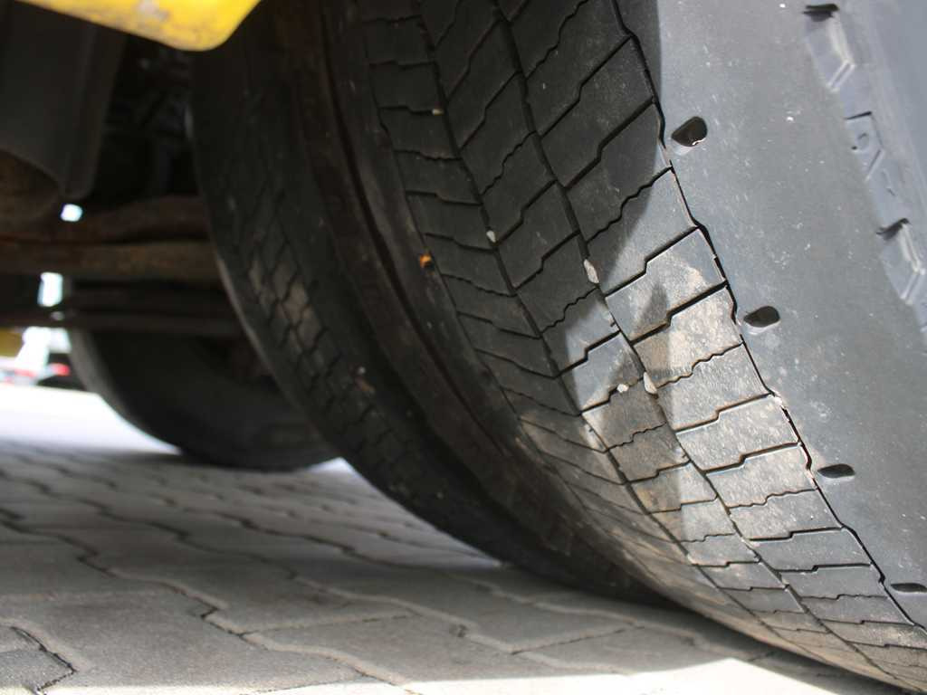 Tractor unit Scania R490, EURO 6, RETARDER: picture 17