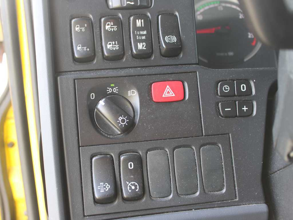 Tractor unit Scania R490, EURO 6, RETARDER: picture 11