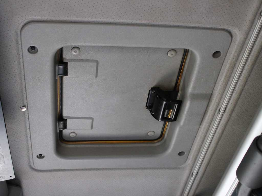 Tractor unit Volvo FH 420, EURO 5 EEV, LOWDECK, AIR SUSPENSION, VEB +: picture 15