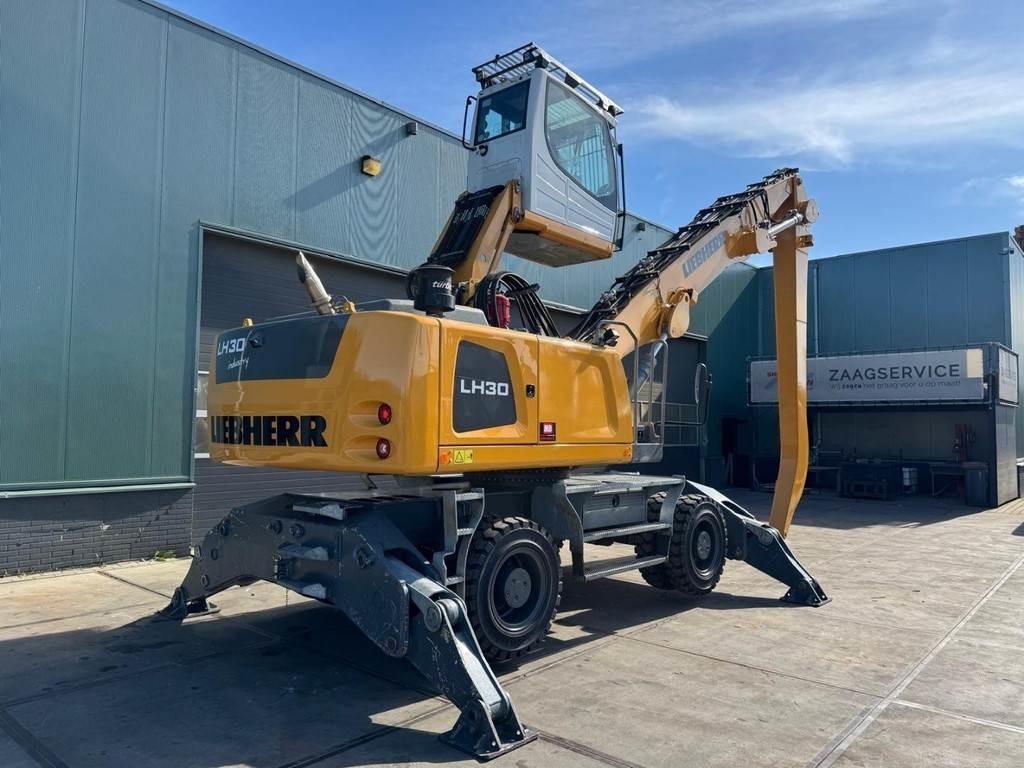 Liebherr LH 30 M - Waste/ Industry handler: picture 4 Liebherr LH 30 M - Waste/ Industry handler: picture 4