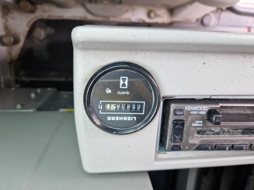 Waste/ Industry handler Liebherr R954C EW: picture 18