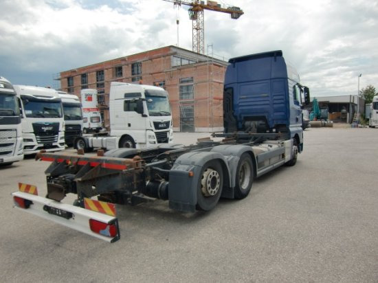 MAN TGX 26.440 XXL 6x2 Liftachse Euro 6 - Container transporter/ Swap body truck: picture 4 MAN TGX 26.440 XXL 6x2 Liftachse Euro 6 - Container transporter/ Swap body truck: picture 4