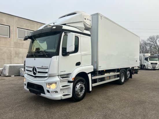 Mercedes-Benz Actros 2546, Euro6, Thermoking T 1000R, LBW-BÄR, Liftachse - Refrigerator truck: picture 3 Mercedes-Benz Actros 2546, Euro6, Thermoking T 1000R, LBW-BÄR, Liftachse - Refrigerator truck: picture 3