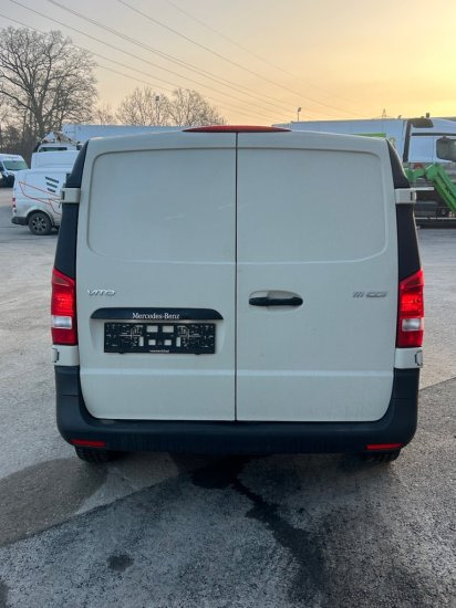 Mercedes-Benz Vito 110 Kastenewagen - Car: picture 5 Mercedes-Benz Vito 110 Kastenewagen - Car: picture 5