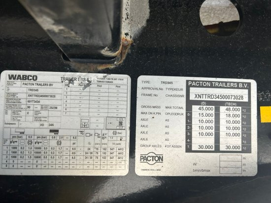 Closed box semi-trailer Pacton TRD 345, 3-Achs Rollboden, Kofferauflieger, Förderband, 2xLenkachse!: picture 8 Closed box semi-trailer Pacton TRD 345, 3-Achs Rollboden, Kofferauflieger, Förderband, 2xLenkachse!: picture 8