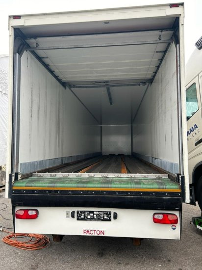 Pacton TRD 345, 3-Achs Rollboden, Kofferauflieger, Förderband, 2xLenkachse! - Closed box semi-trailer: picture 5 Pacton TRD 345, 3-Achs Rollboden, Kofferauflieger, Förderband, 2xLenkachse! - Closed box semi-trailer: picture 5