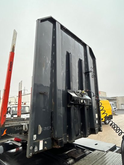 Schwarzmüller Holzauflieger 10 Rungenpaare SAF Achsen, Liftachse - Logging semi-trailer: picture 2 Schwarzmüller Holzauflieger 10 Rungenpaare SAF Achsen, Liftachse - Logging semi-trailer: picture 2