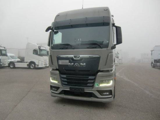 MAN TGX 18.510 4x2, XXL, Intarder, Euro 6 Schubbodenhydraulik New Model TG3 - Tractor unit: picture 2 MAN TGX 18.510 4x2, XXL, Intarder, Euro 6 Schubbodenhydraulik New Model TG3 - Tractor unit: picture 2