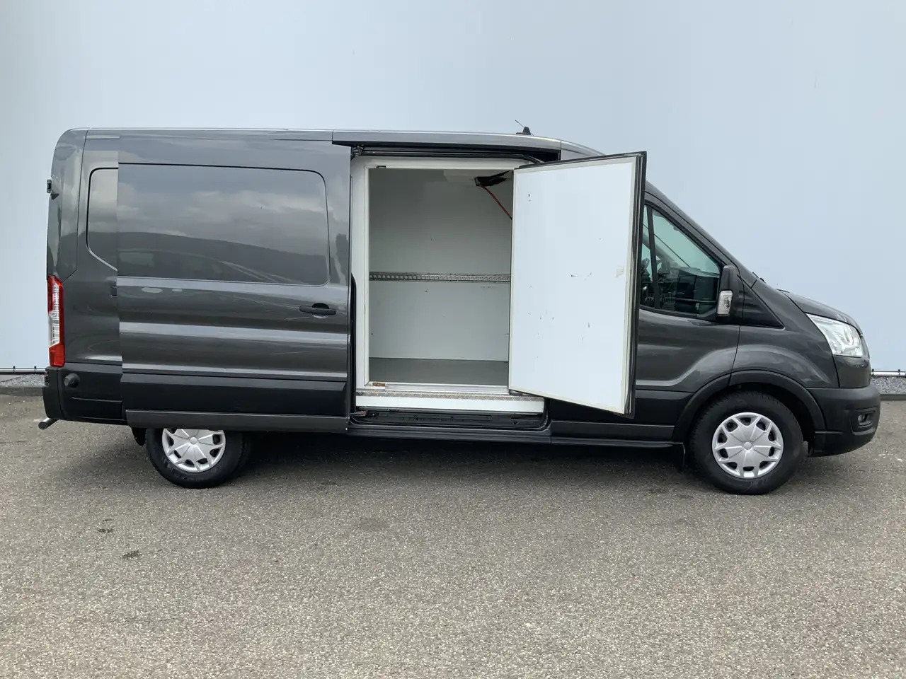 Ford Transit 350 2.0 TDCI L3H2 Trend Koelauto & Vries Automaat - Refrigerated van: picture 4 Ford Transit 350 2.0 TDCI L3H2 Trend Koelauto & Vries Automaat - Refrigerated van: picture 4