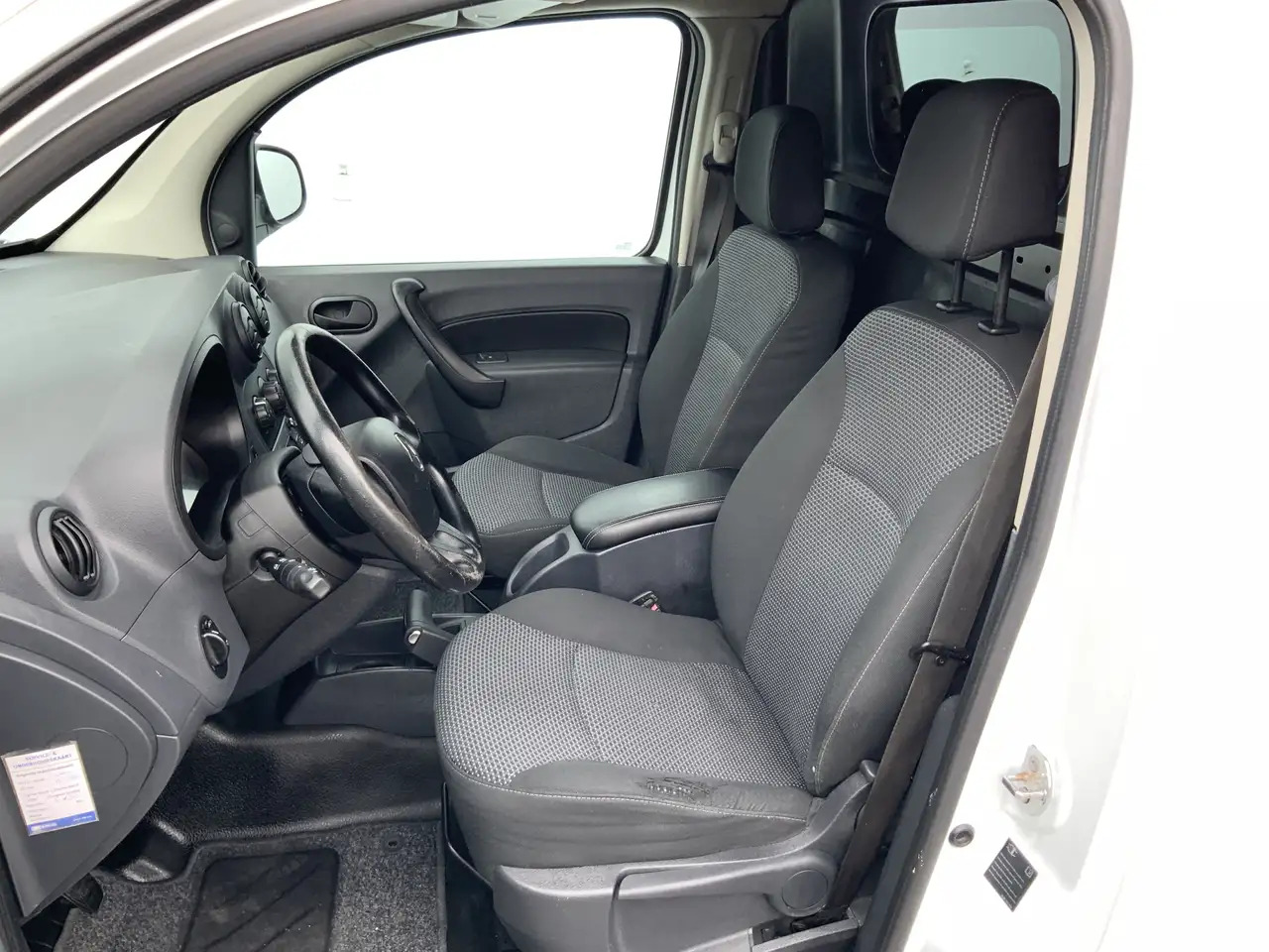 Mercedes-Benz Citan 109 CDI BlueEFFICIENCY Airco Alu Velg Trekhaak 105 - Small van: picture 4 Mercedes-Benz Citan 109 CDI BlueEFFICIENCY Airco Alu Velg Trekhaak 105 - Small van: picture 4