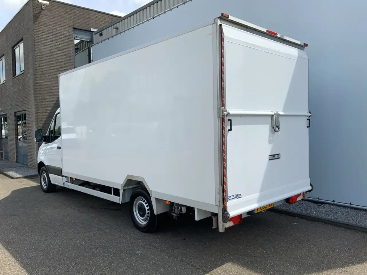 Mercedes-Benz Sprinter 314 2.2 CDI 432 Automaat Meubelbak & Klep Veer Air - Box van: picture 5 Mercedes-Benz Sprinter 314 2.2 CDI 432 Automaat Meubelbak & Klep Veer Air - Box van: picture 5