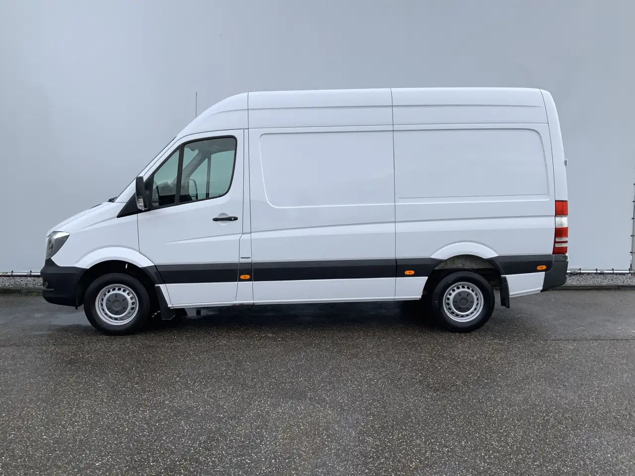 Mercedes-Benz Sprinter 316 2.2 CDI 366 L2H2 Automaat Airco Cruise Camera - Panel van: picture 4 Mercedes-Benz Sprinter 316 2.2 CDI 366 L2H2 Automaat Airco Cruise Camera - Panel van: picture 4