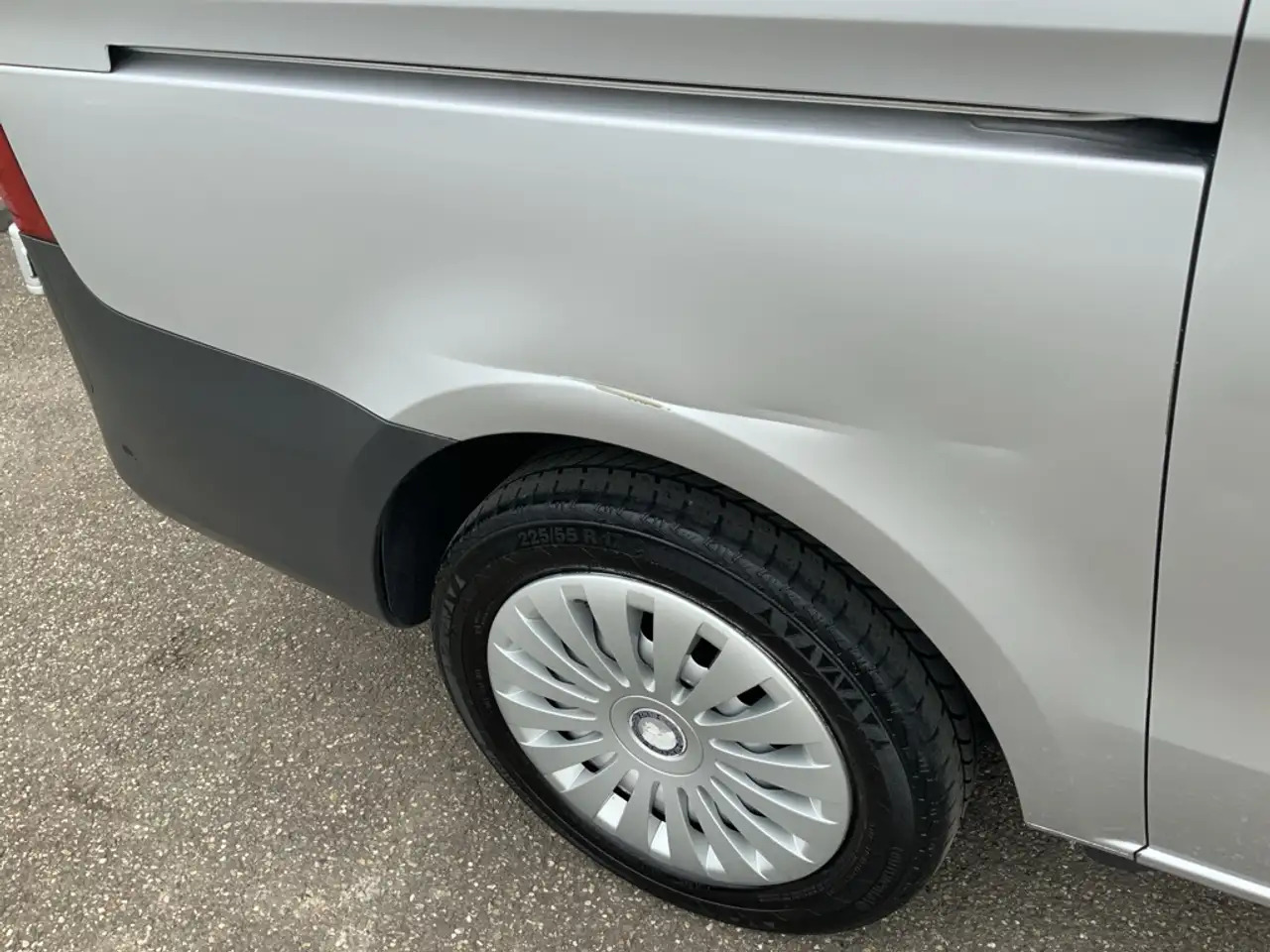 Mercedes-Benz Vito 119 CDI Lang Automaat Airco Cruise Trekhaak 2500 k - Panel van: picture 4 Mercedes-Benz Vito 119 CDI Lang Automaat Airco Cruise Trekhaak 2500 k - Panel van: picture 4