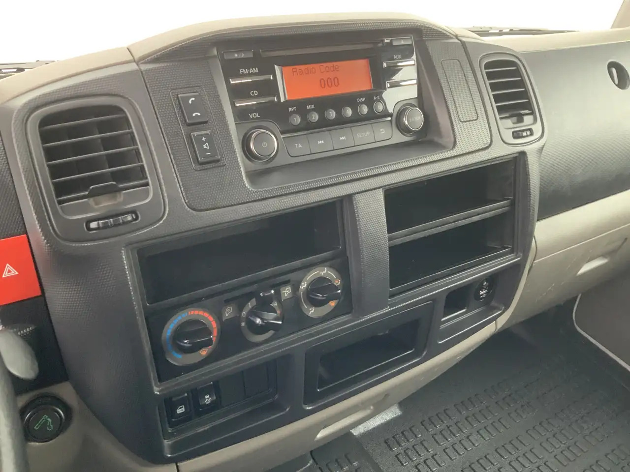 Tipper Nissan NT400 32.12 2.5 dCi 250 Kipper Trekhaak 2000 kg 3: picture 8