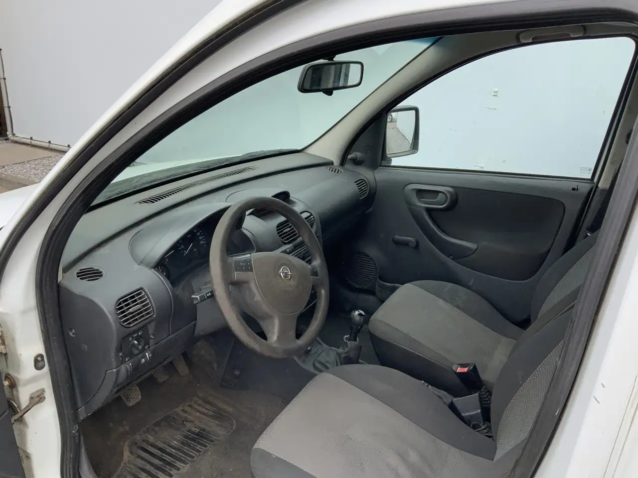 Opel Combo 1.3 CDTi Selection Trekhaak 1000 kg Euro 5 - Small van: picture 5 Opel Combo 1.3 CDTi Selection Trekhaak 1000 kg Euro 5 - Small van: picture 5