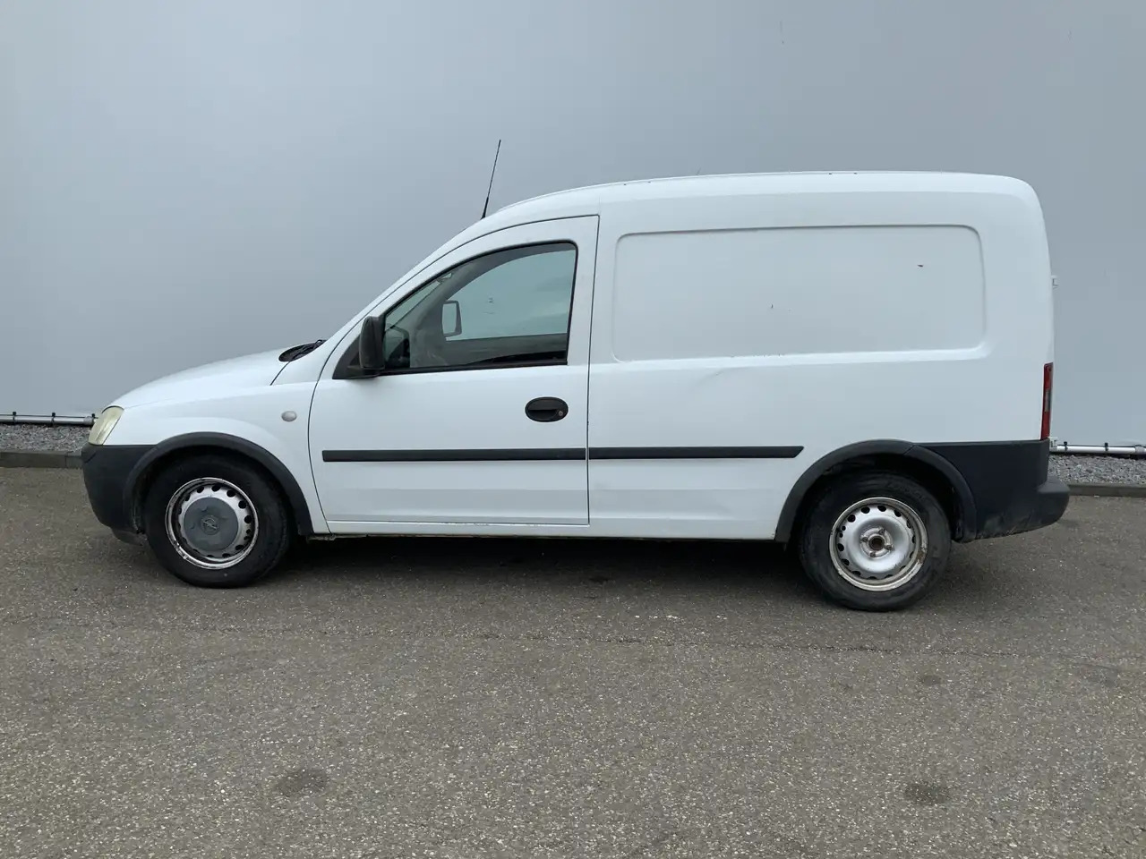 Opel Combo 1.3 CDTi Selection Trekhaak 1000 kg Euro 5 - Small van: picture 3 Opel Combo 1.3 CDTi Selection Trekhaak 1000 kg Euro 5 - Small van: picture 3