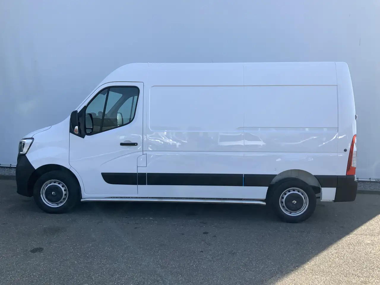 Renault Master T35 2.3 dCi 135 L2H2 Airco Cruise Navi Side Bar Ca - Panel van: picture 3 Renault Master T35 2.3 dCi 135 L2H2 Airco Cruise Navi Side Bar Ca - Panel van: picture 3