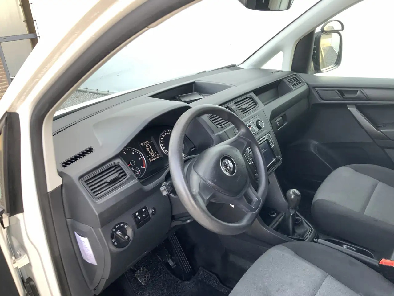 Leasing of Volkswagen Caddy 2.0 TDI L1H1 BMT Comfortline Airco Navi Cruise Tre Volkswagen Caddy 2.0 TDI L1H1 BMT Comfortline Airco Navi Cruise Tre: picture 9