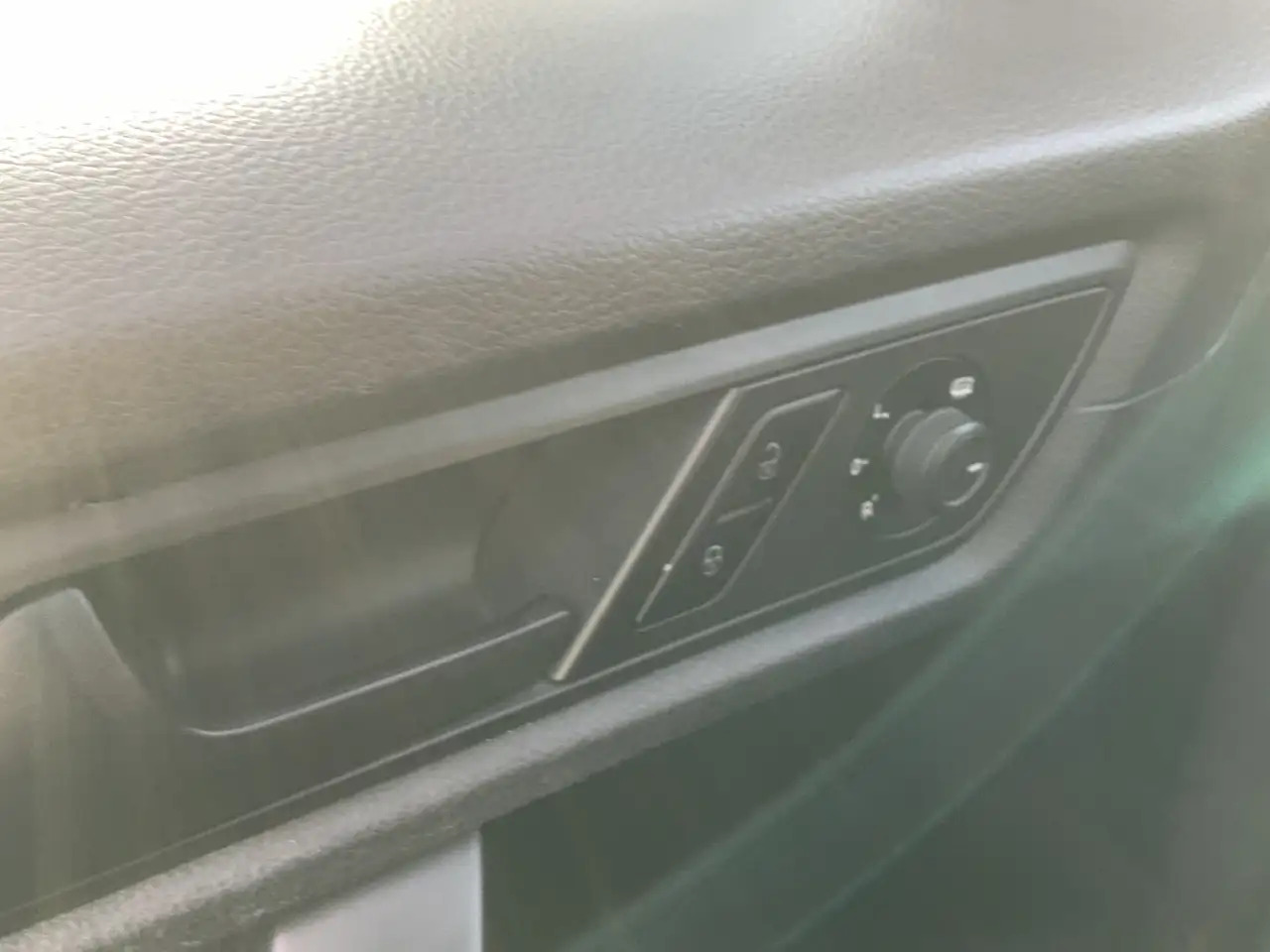 Leasing of Volkswagen Caddy 2.0 TDI L1H1 BMT Comfortline Airco Navi Cruise Tre Volkswagen Caddy 2.0 TDI L1H1 BMT Comfortline Airco Navi Cruise Tre: picture 12