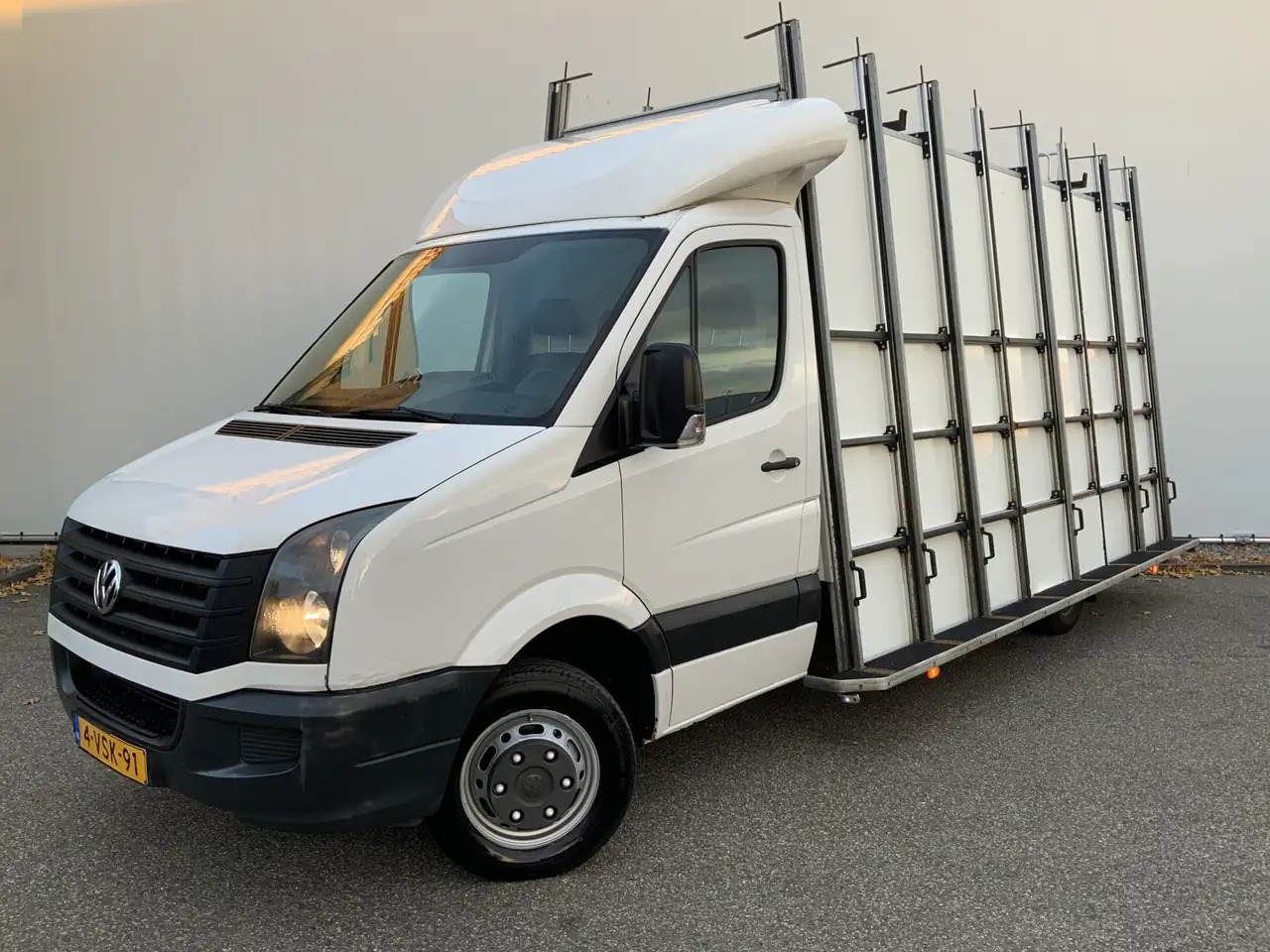 Volkswagen Crafter 35 2.0 TDI L3H1 Glasresteel Airco Cruise 3 Zits UI - Box van, Utility/ Special vehicle: picture 1 Volkswagen Crafter 35 2.0 TDI L3H1 Glasresteel Airco Cruise 3 Zits UI - Box van, Utility/ Special vehicle: picture 1