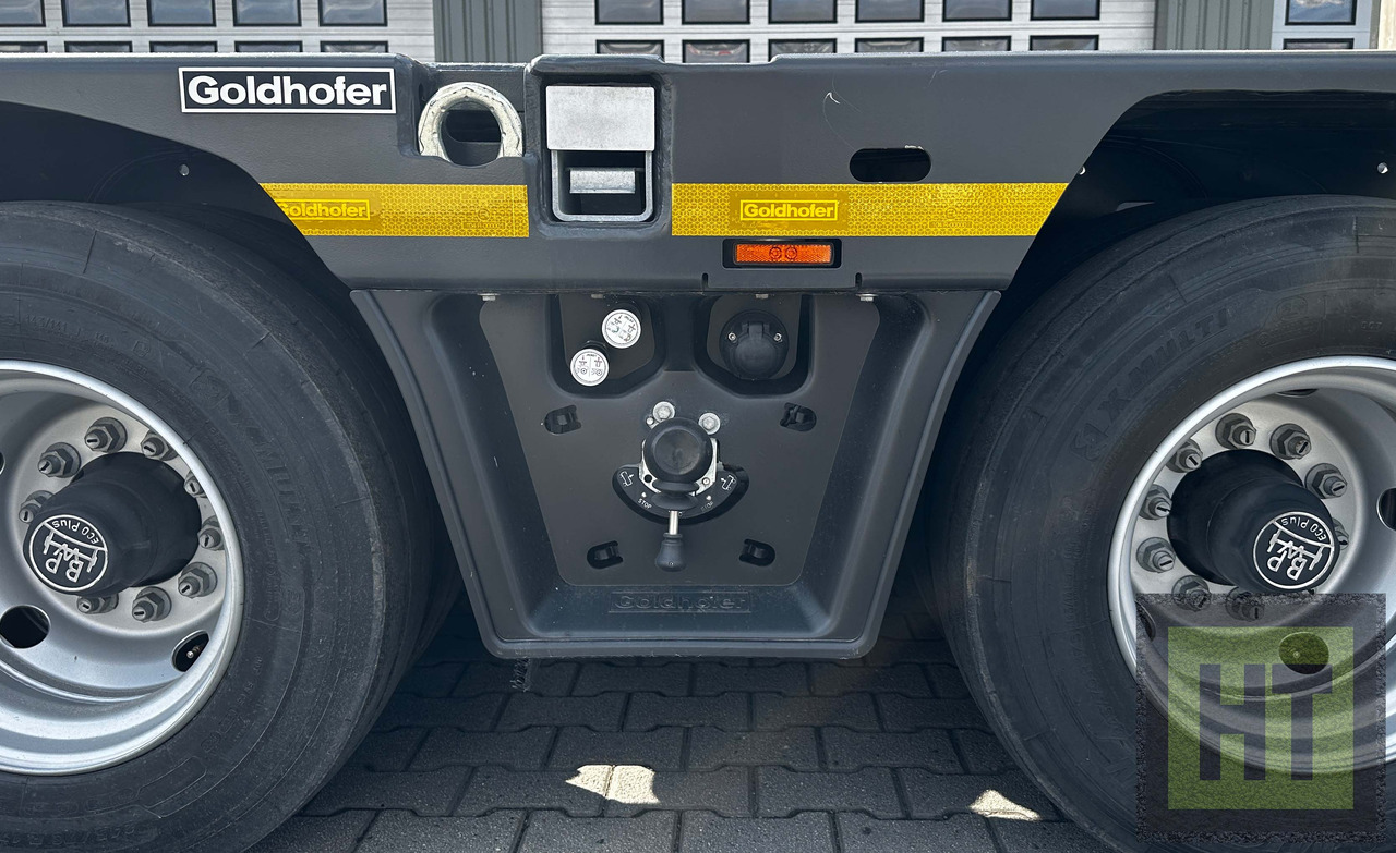 Goldhofer 4-Achs-Tele-Semi mit hydr. Doppelklapprampen - Low loader semi-trailer: picture 5 Goldhofer 4-Achs-Tele-Semi mit hydr. Doppelklapprampen - Low loader semi-trailer: picture 5