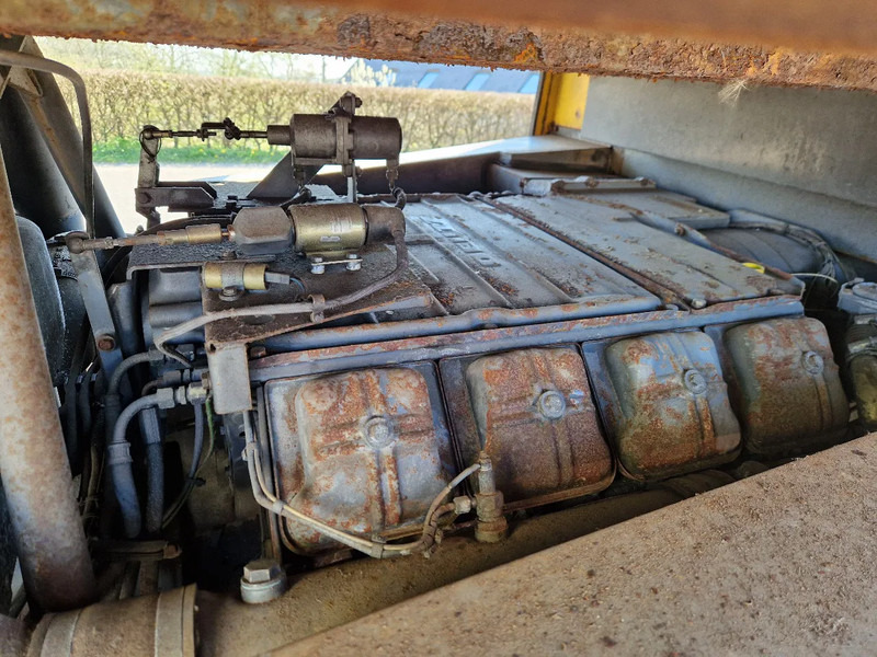 Air compressor Atlas-Copco XAS350DD VERY LOW HOURS: picture 10 Air compressor Atlas-Copco XAS350DD VERY LOW HOURS: picture 10