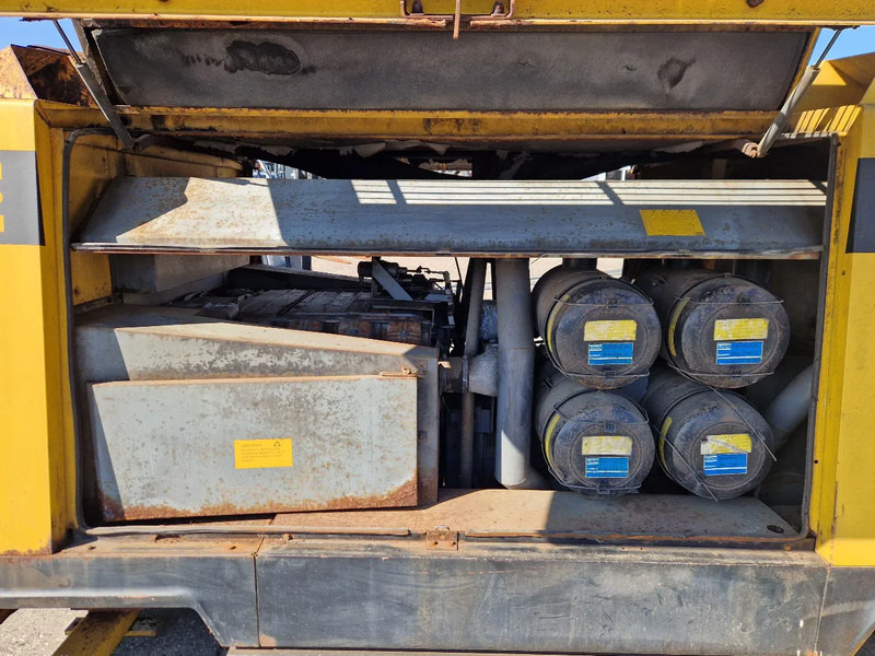 Air compressor Atlas-Copco XAS350DD VERY LOW HOURS: picture 11 Air compressor Atlas-Copco XAS350DD VERY LOW HOURS: picture 11
