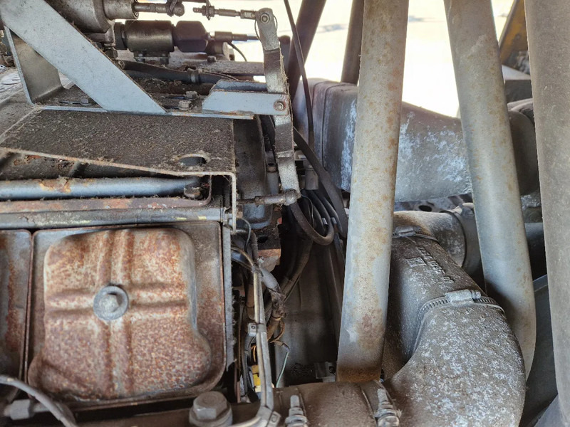 Air compressor Atlas-Copco XAS350DD VERY LOW HOURS: picture 12 Air compressor Atlas-Copco XAS350DD VERY LOW HOURS: picture 12